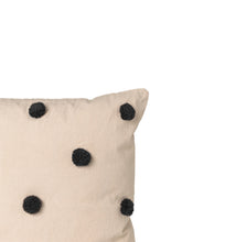 Charger l'image dans la galerie, Coussin avec pompons noirs Ferm Living - Sozon